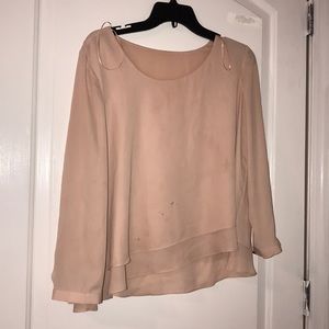 Chiffon material shirt 👚 with a stain😕